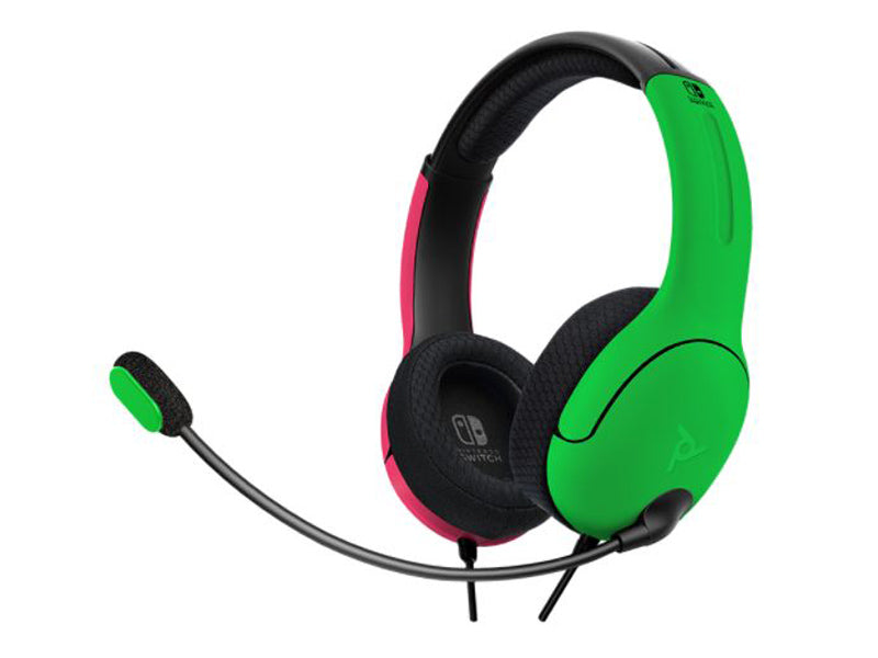 Gaming headset with noise cancellation microphone